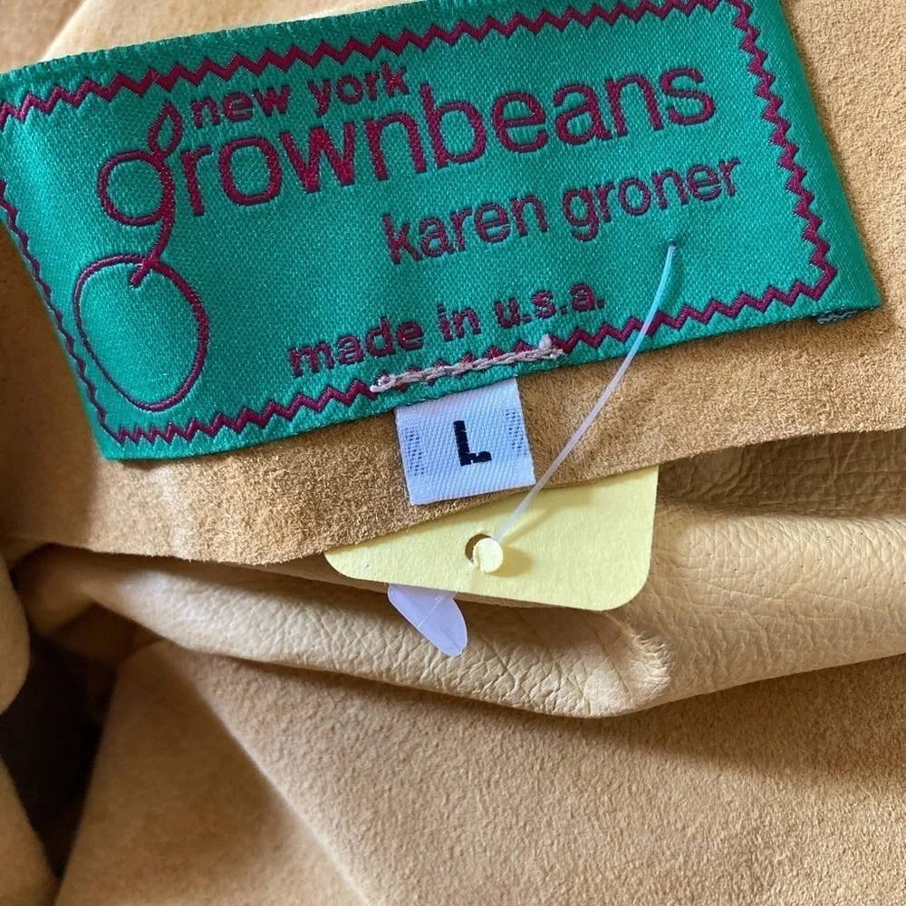 𝅺vtg  Grownbeans by Karen Groner  suede Skirt. LRG . Made in USA.
